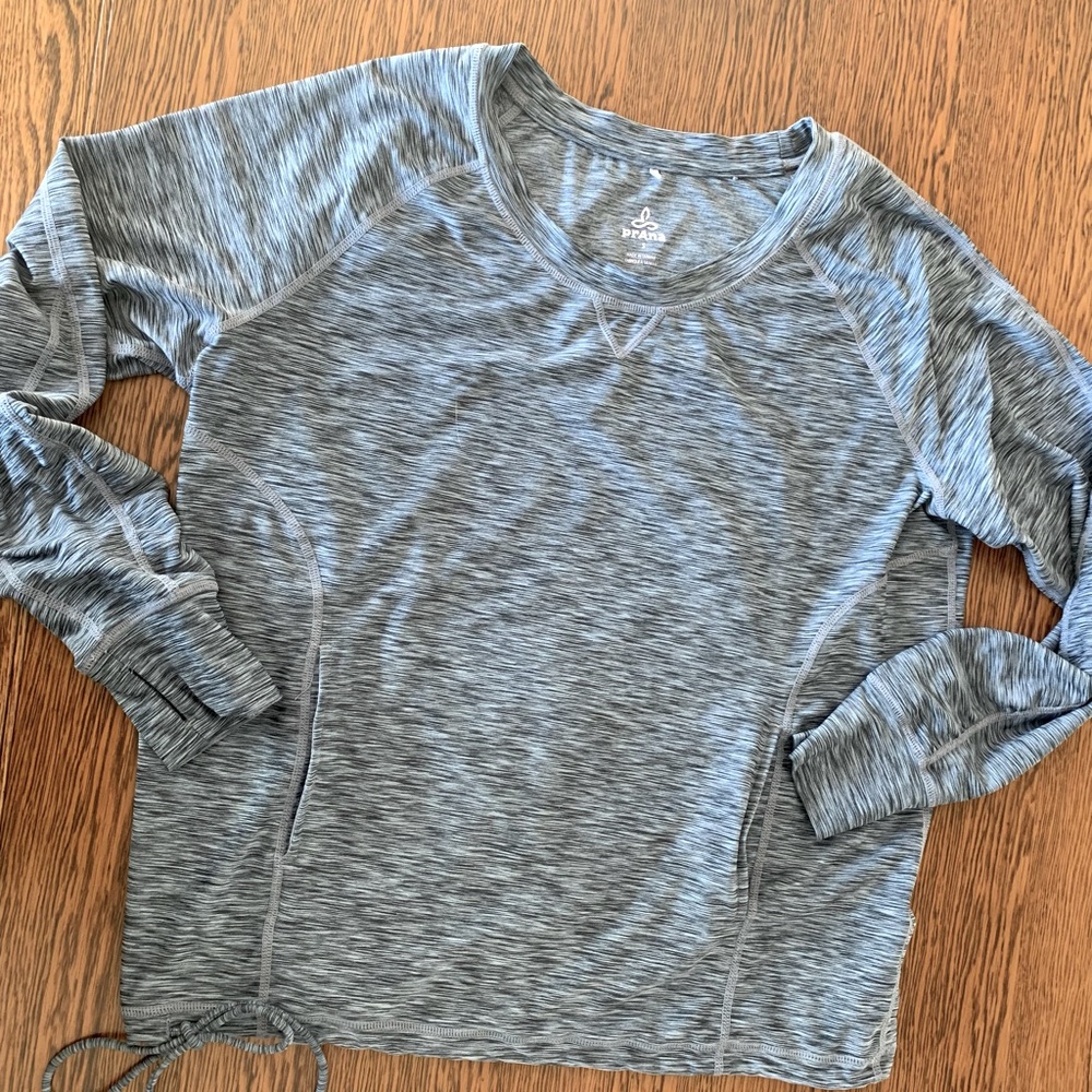Prana top with pockets S